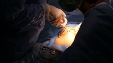 Hastanede cerrahi operasyon