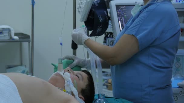 Operação de cirurgia infantil — Vídeo de Stock