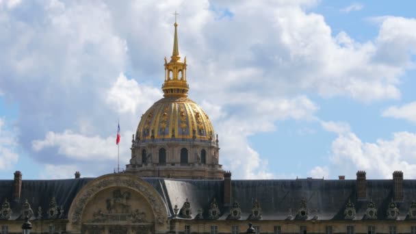 Weergave van hotel national des invalides — Stockvideo