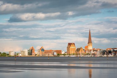 Nehri Warnow Rostock için göster