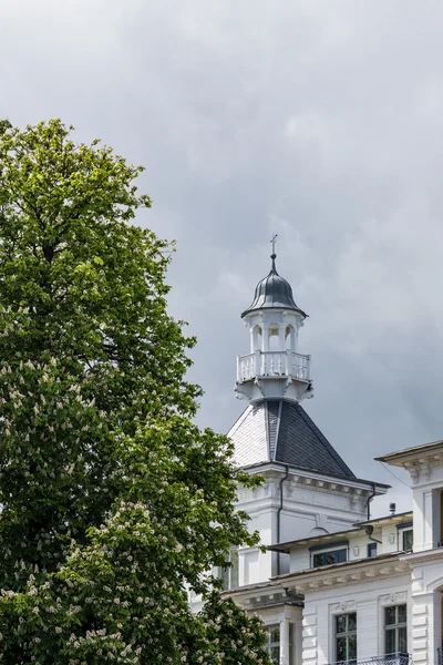 Immeuble à Heringsdorf sur l'île d'Usedom — Photo