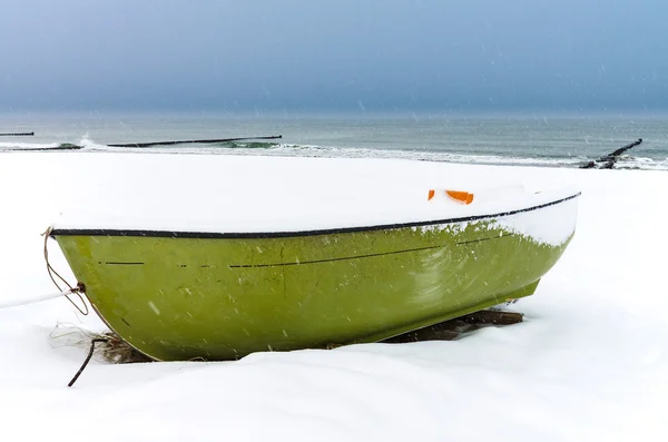 Baltic Sea coast in Ahrenshoop (Germany) in winter time — Stock Photo, Image