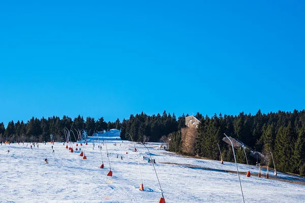 Oberwiesenthal, Almanya 'daki Ore Dağları' nda kış mevsimi.