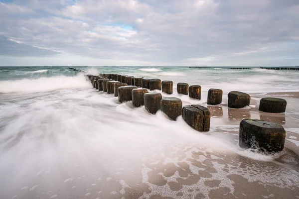 Groynes Orilla Del Mar Báltico Día Tormentoso — Foto de Stock