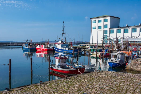 Barcos Pesqueros Puerto Sassnitz Isla Ruegen Alemania — Foto de Stock