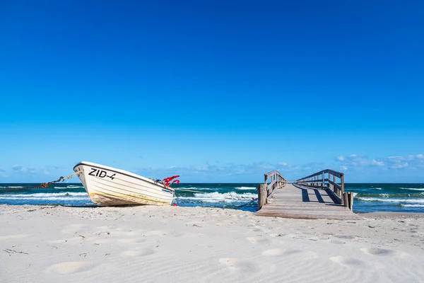 Vissersboot Aan Oostzeekust Zingst Duitsland — Stockfoto