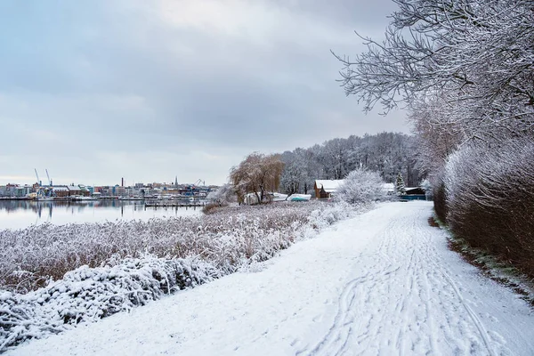 Vista Sobre Río Warnow Ciudad Rostock Alemania — Foto de Stock