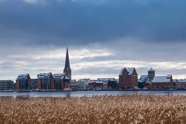 Vista Sobre Río Warnow Ciudad Rostock Alemania — Foto de Stock