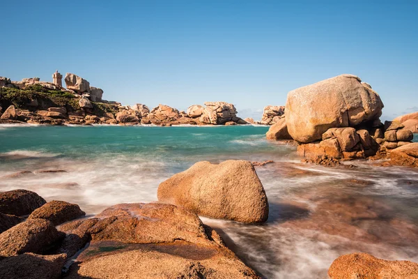 Costa del océano Atlántico en Bretaña — Foto de Stock