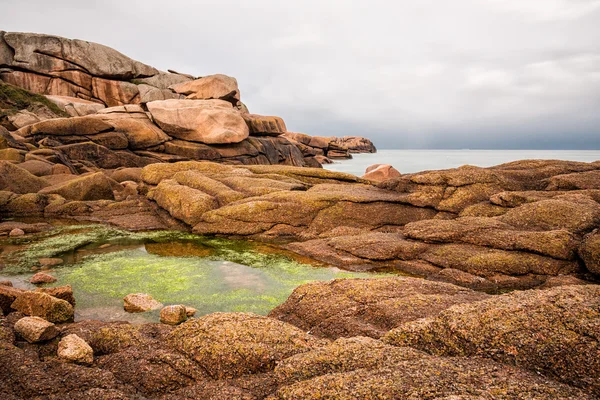 Atlantikküste in der Bretagne — Stockfoto