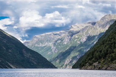 geirangerfjord göster