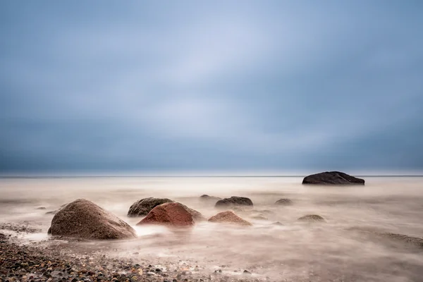 Stenen aan de Baltische Zee — Stockfoto