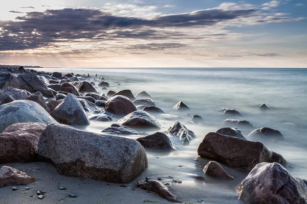 Pierres sur la mer baltique — Photo