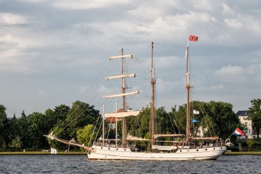 Hansa yelken yelkenli gemi