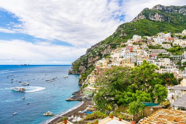 İtalya 'nın Amalfi Sahili' ndeki Positano manzarası.