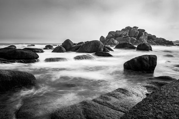 Atlas Okyanusu kıyılarında Brittany