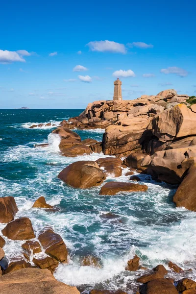 Costa del océano Atlántico en Bretaña — Foto de Stock