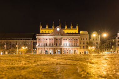 Belediye Binası Rostock geceleri