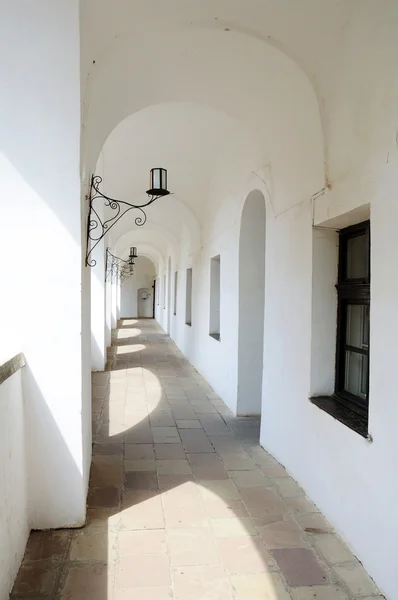 Διάδρομο σε ένα ιστορικό κτήριο — Φωτογραφία Αρχείου
