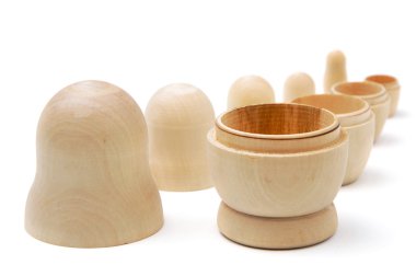 Beş sökülüp ahşap matryoshkas kümesi