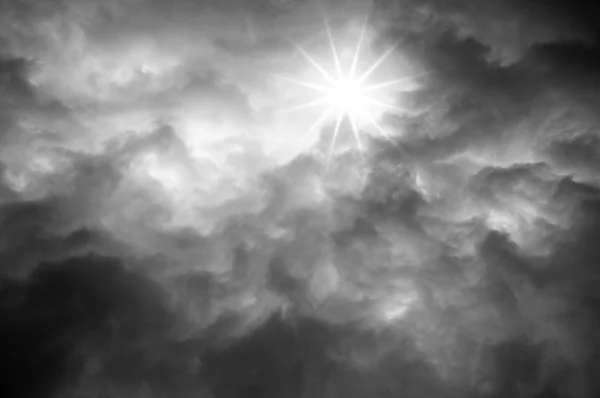 Dark storm skyand Sun — Stock Photo, Image