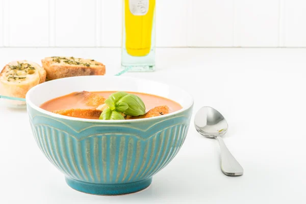Bol à soupe aux tomates — Photo