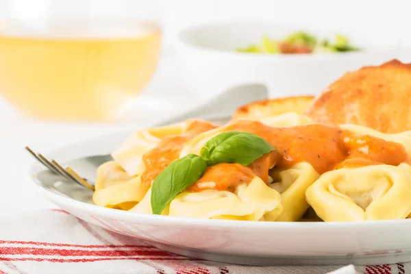 Tortelloni Meal Closeup — Stock Photo, Image