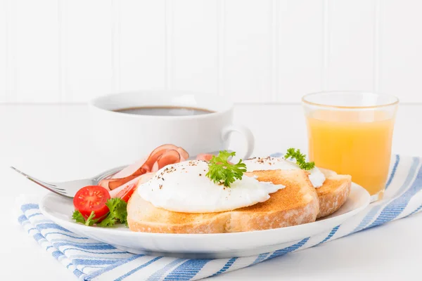 Perfectly Poached Egg — Stock Photo, Image