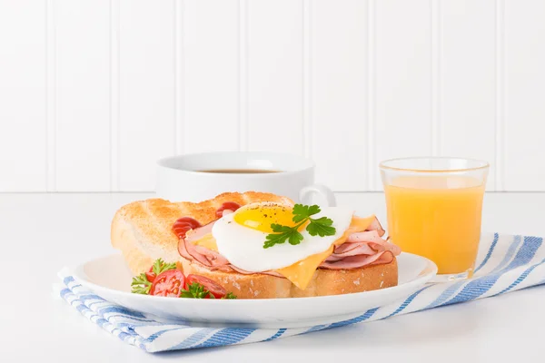 Chutné Fried Egg Sandwich — Stock fotografie