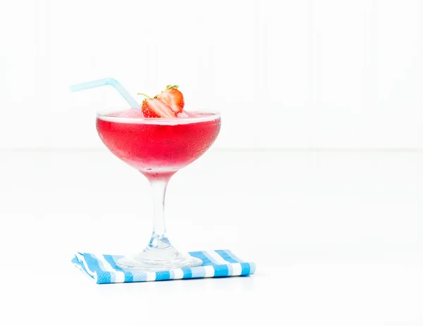 Cocktail de căpșuni congelate — Fotografie, imagine de stoc