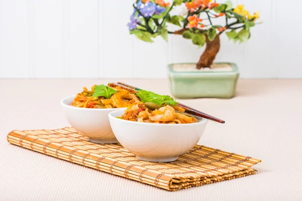 Garnalen pad thai — Stockfoto