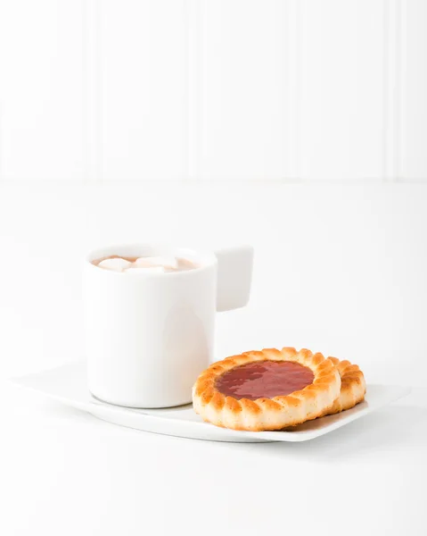 Galletas de mermelada de fresa — Foto de Stock