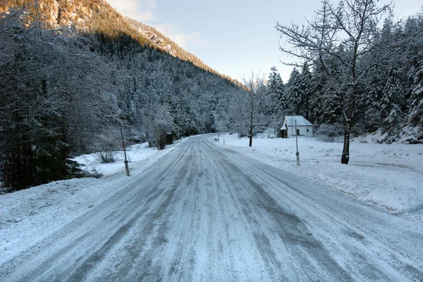 Strada ghiacciata, Austria — Foto Stock