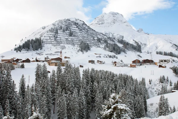 Pitoresk Alp Köyü, Warth-Schrocken, Avusturya — Stok fotoğraf