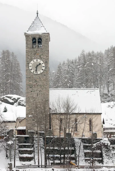 Dorfkirche, Schweiz — Stockfoto