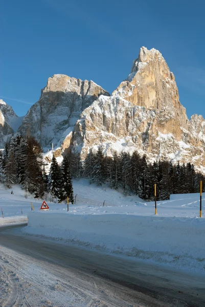 Passo Rolle, Dolomites, Kuzey İtalya — Stok fotoğraf