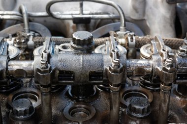 açılan Dizel araba motor