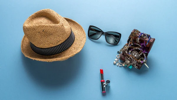 Fashion accessories with hat — Stock Photo, Image