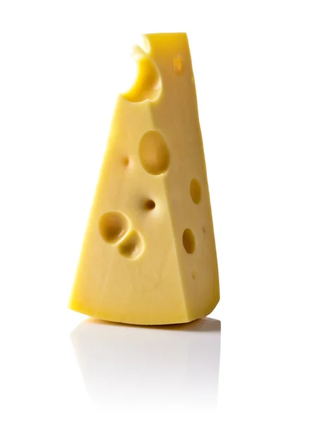 Maasdam sajt elszigetelt fehér — Stock Fotó