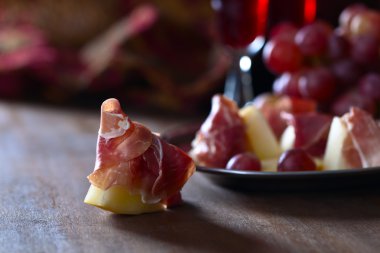  İspanyol jamon kavun ile 