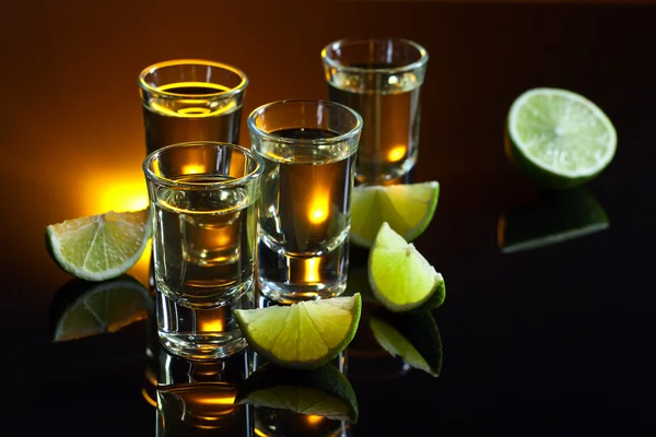 Tequila and lime — Stock Photo, Image
