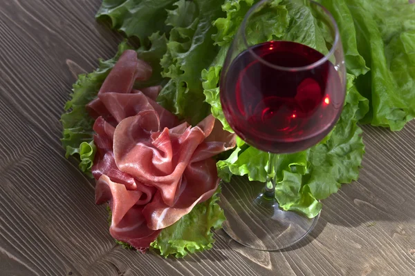 Jamon and red wine — Stock Photo, Image