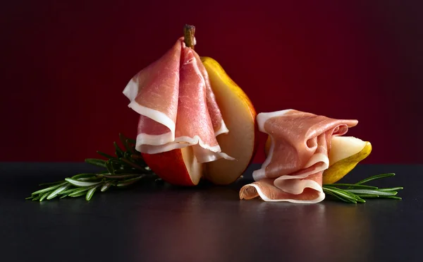 배와 로즈마리 스페인 jamon — 스톡 사진