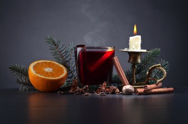 Baharatlı şarap. 