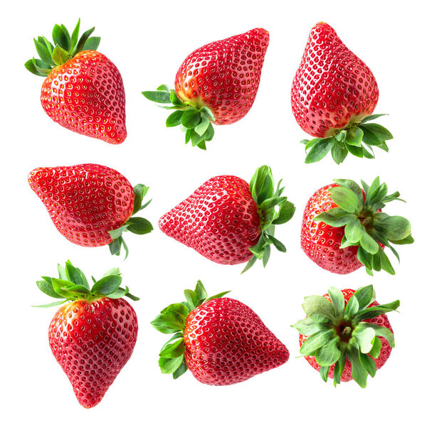 Спелые сочные клубники изолированы на белом фоне.