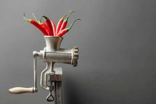 Pimenta Picante Vermelha Moedor Imagem Conceitual Sobre Tema Comida Picante — Fotografia de Stock