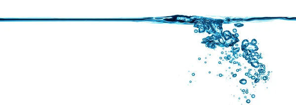 Голубая Вода Выплескивает Волновую Поверхность Пузырьками Воздуха Изолированный Белом Фоне — стоковое фото