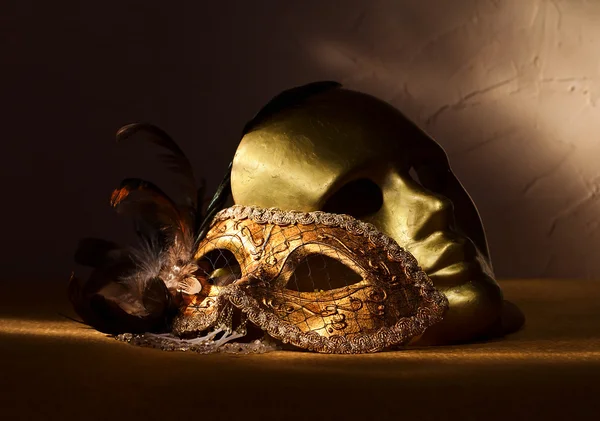 Two golden Venetian masks — Stock Photo, Image