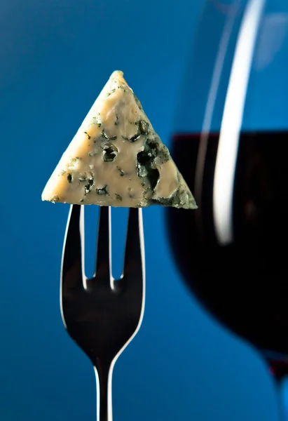 Cheese and red wine — Stock Photo, Image