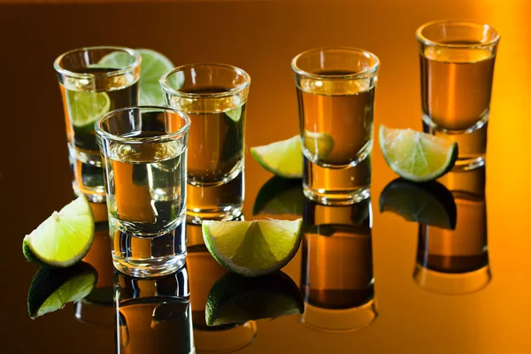 Tequila and lime — Stock Photo, Image